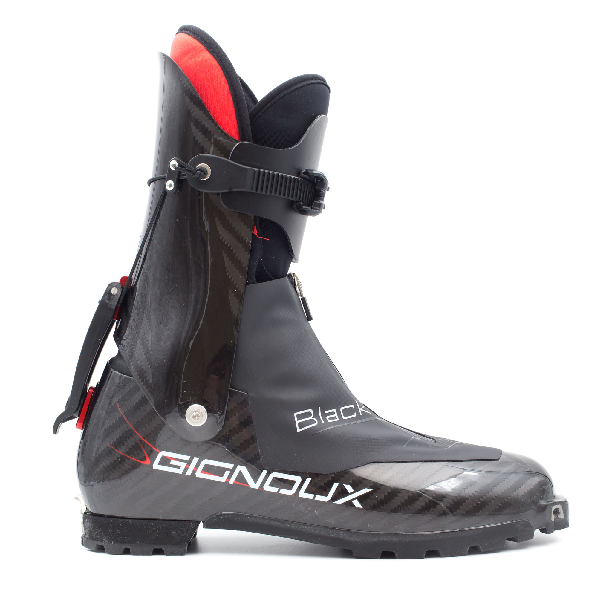 PierreGignouxProduitsWeb_0005s_0021_Black-Profil.jpg